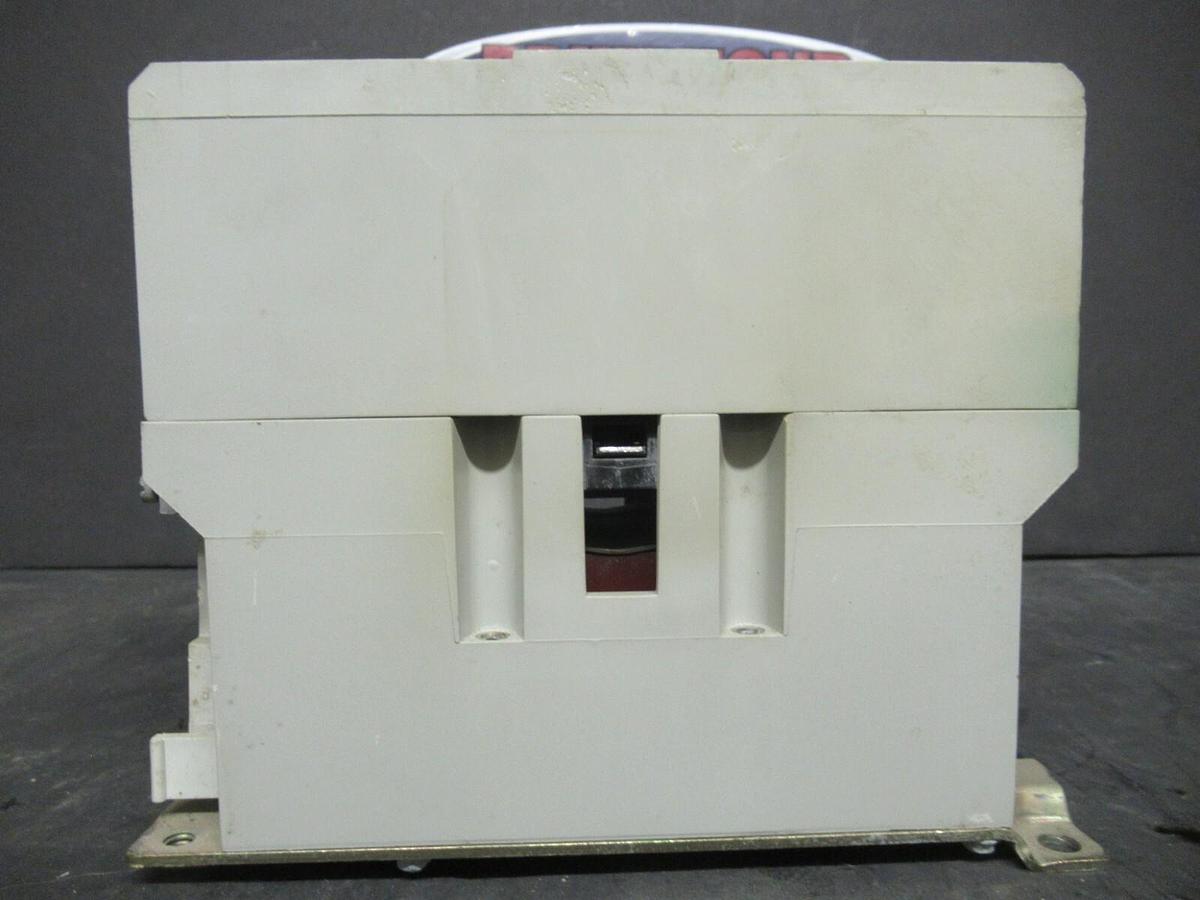 CUTLER HAMMER CONTACTOR C825HN10 SER. A1 120 AMP 600 VAC COIL: 120V