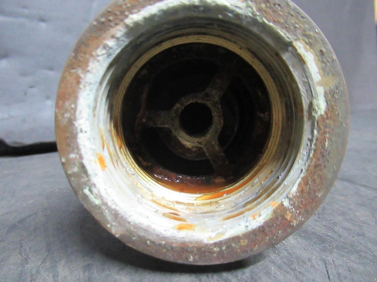 Used HENRY PRESSURE RELIEF VALVE 5246 1" 300 PSI 111.8 IBS OF AIR/MIN **WARRANTY**