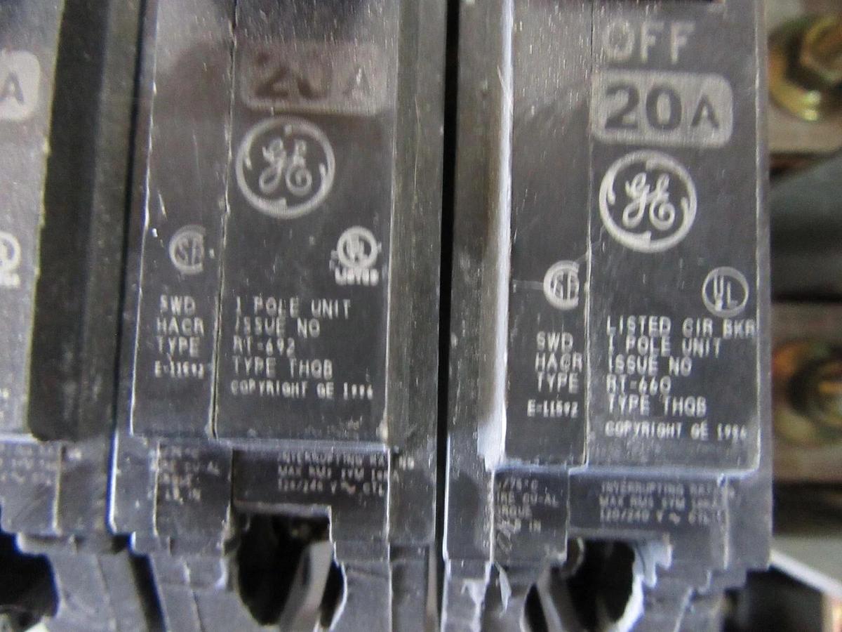 Used GE SERVICE PANEL AQF3424MBX AB64B 400 AMP 208/120 VOLT 3-PHASE 4-WIRE