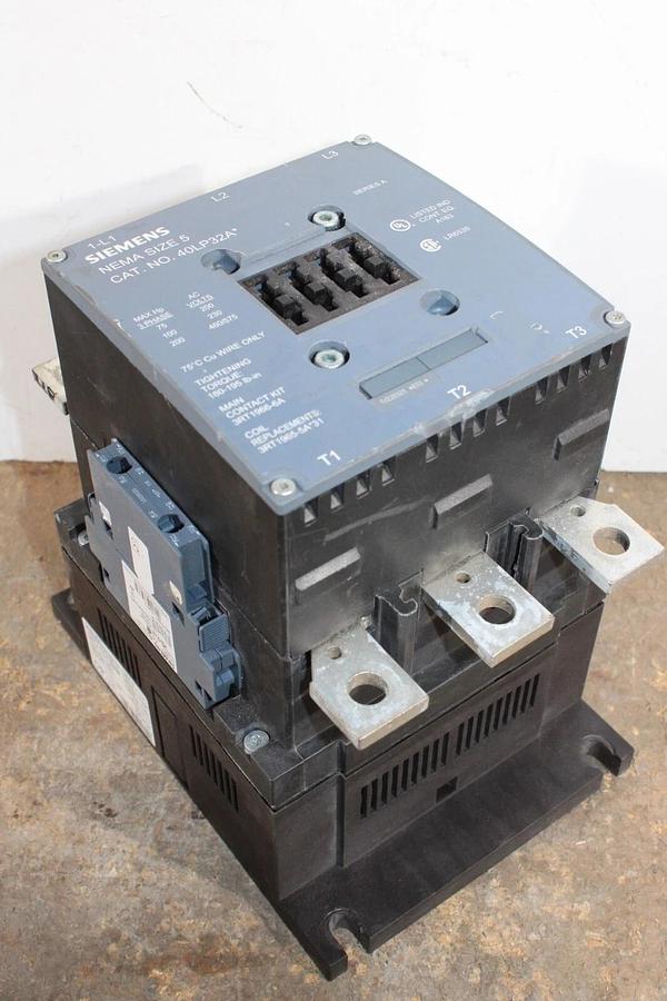 Used SIEMENS CONTACTOR 40LP32A 600 VAC NEMA SIZE 5 200 HP 3-PHASE 270 AMP COIL: 120V