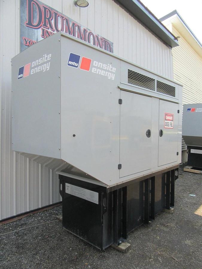 Used 50 KW DIESEL GENERATOR MTU 120/240 V JOHN DEERE SOUND ENCLOSED 338 HRS VIDEO