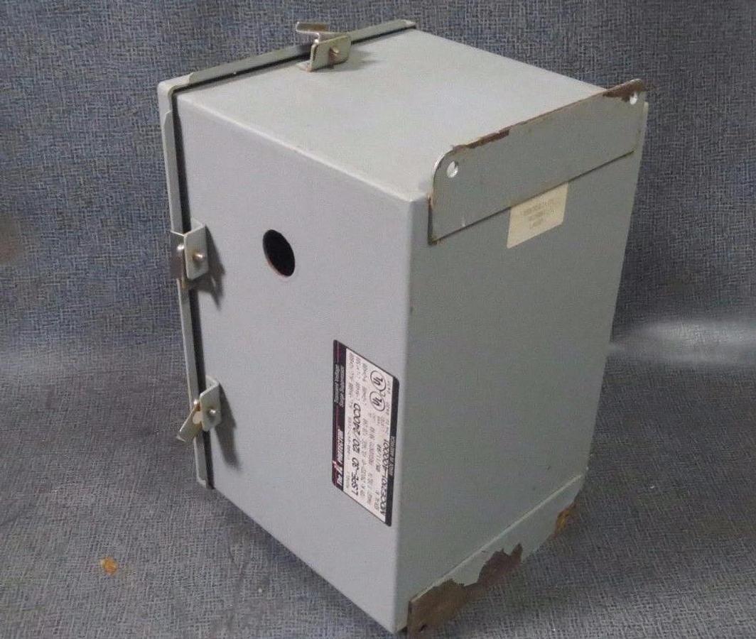 Used INNOVATIVE TECHNOLOGIES INC - LSPE SURGE PROTECTOR 120/240V # LSPE-3D 120/240CD