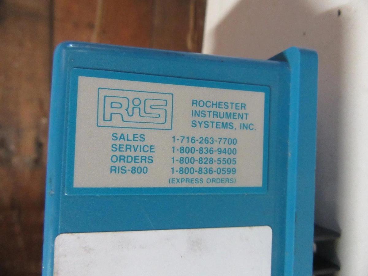 Used RiS ROCHESTER INSTRUMENTS PM-3000 POWER MONITOR 4 W 195 - 305 V PM-300-277-K2