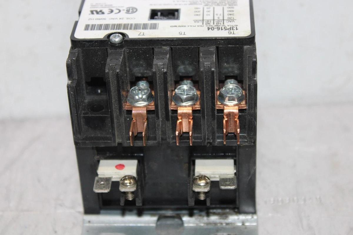 Used HARTLAND CONTACTOR 13P516-04 HCCY4XQ04WG164RA 40 AMP 600 VAC 25 HP COIL: 24VAC