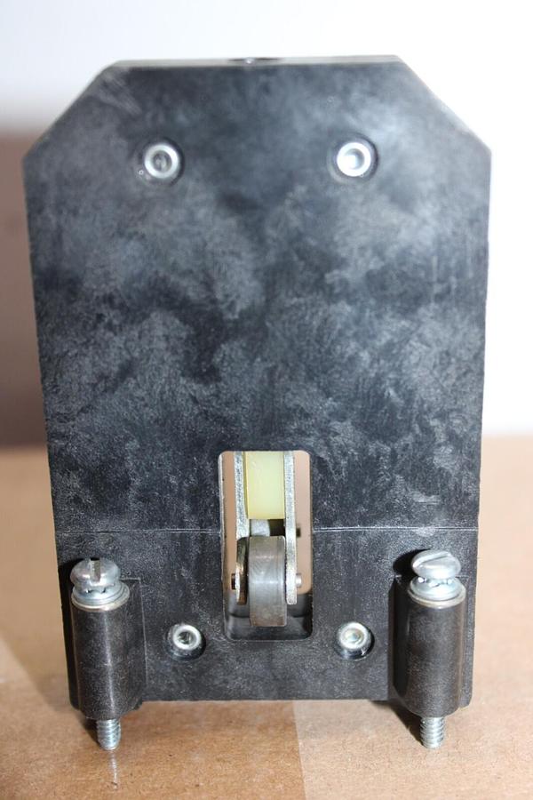 Used CUTLER HAMMER CONTACTOR MECHANICAL INTERLOCK C321KM30 *WARRANTY*