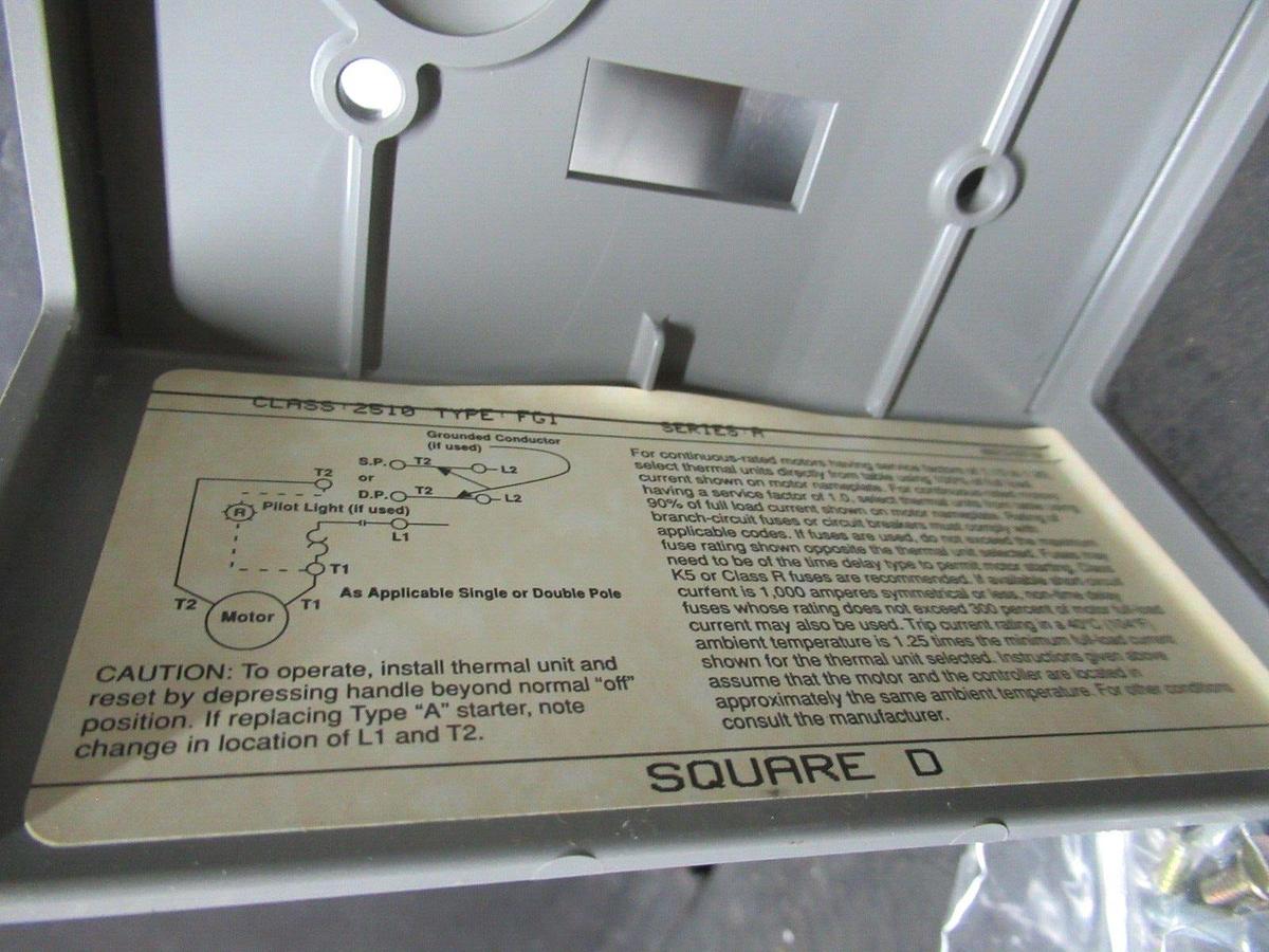 NEW SURPLUS SQUARE D FHP MANUAL MOTOR STARTER 2510FG1 ENCLOSURE TYPE 1
