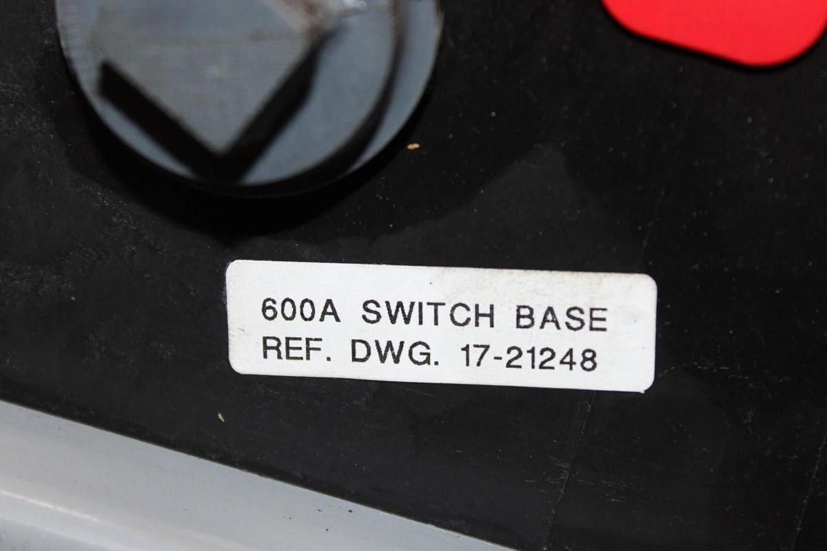 Used SQUARE D 600 AMP DISCONNECT BASE SWITCH 3-POLE 17-21248 W/ HANDLE **WARRANTY**
