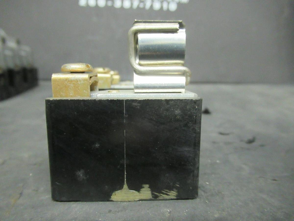 Used ALLEN BRADLEY DISCONNECT SWITCH BUL. 1494F 600 VAC 30 AMP 20 HP