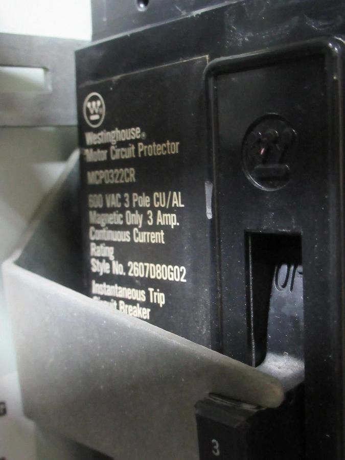 Used CUTLER HAMMER MOTOR STARTER CONTROL MODEL: 2100 12" W/ AE16ANS0 NEMA SIZE 0 3AMP