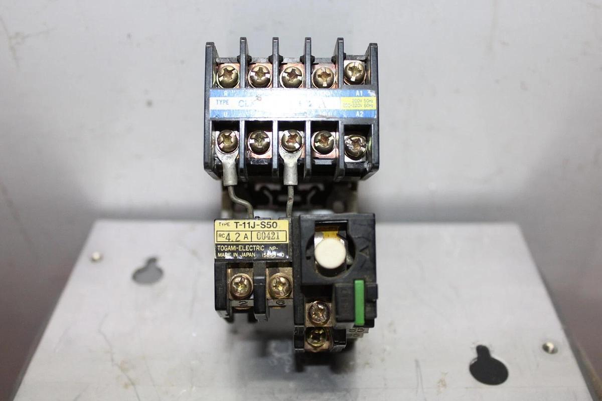 Used TOJAMI MAGNETIC SWITCH STARTER T-11J-S50 4.2 AMP W/ CLK-15JT40-P12 RELAY