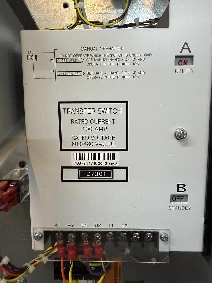 Used GENERAC AUTOMATIC TRANSFER SWITCH RTSW100G3 120/208V 100 AMP 60 HZ **WARRANTY**