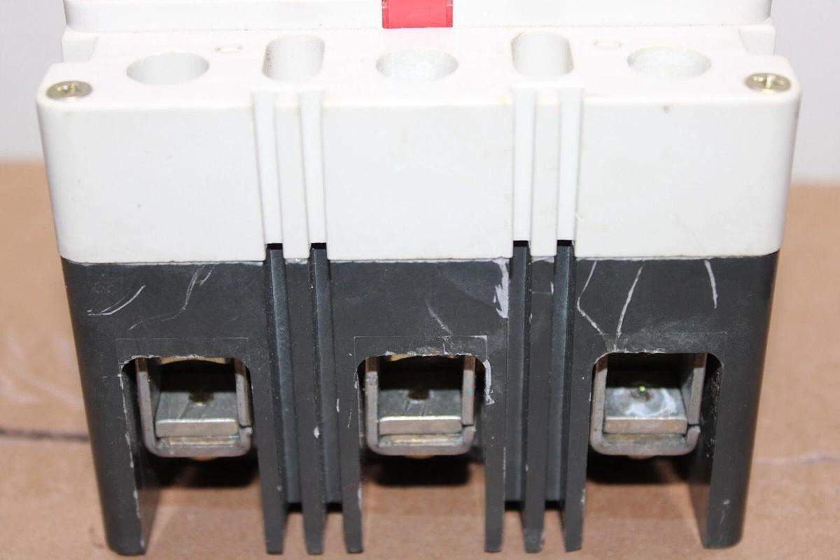 Used CUTLER HAMMER MOLDED CASE SWITCH FD3225K 225 AMP 600 VAC 3-POLE **WARRANTY**