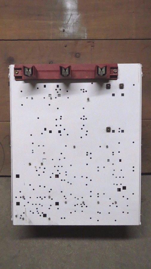 Used CUTLER HAMMER MCC 17" BUCKET W/ 7 AMP BREAKER,SIZE 1 ADV REVERSE STARTS & MODULE