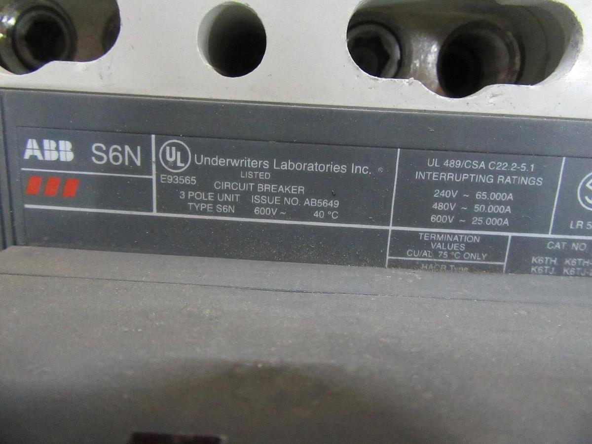 Used ABB VARIABLE SPEED DRIVE ACH550-UH-316A-4 3-PHASE 480 VAC 316 AMP