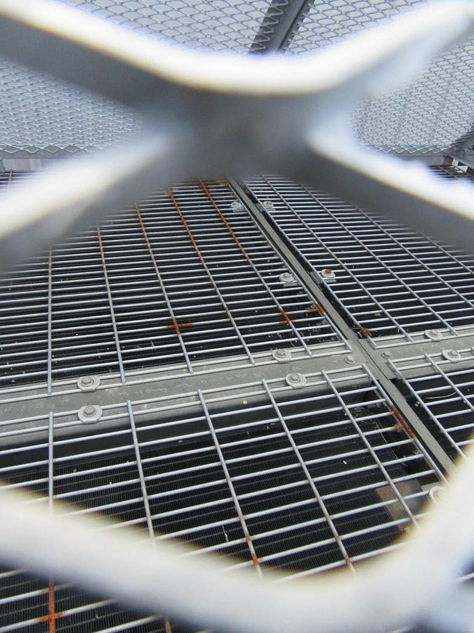 Used 10 HP IEA INC REMOTE RADIATOR / FAN COIL HC030S25 3" / 2" IN/OUT 230/460 V 3 PH