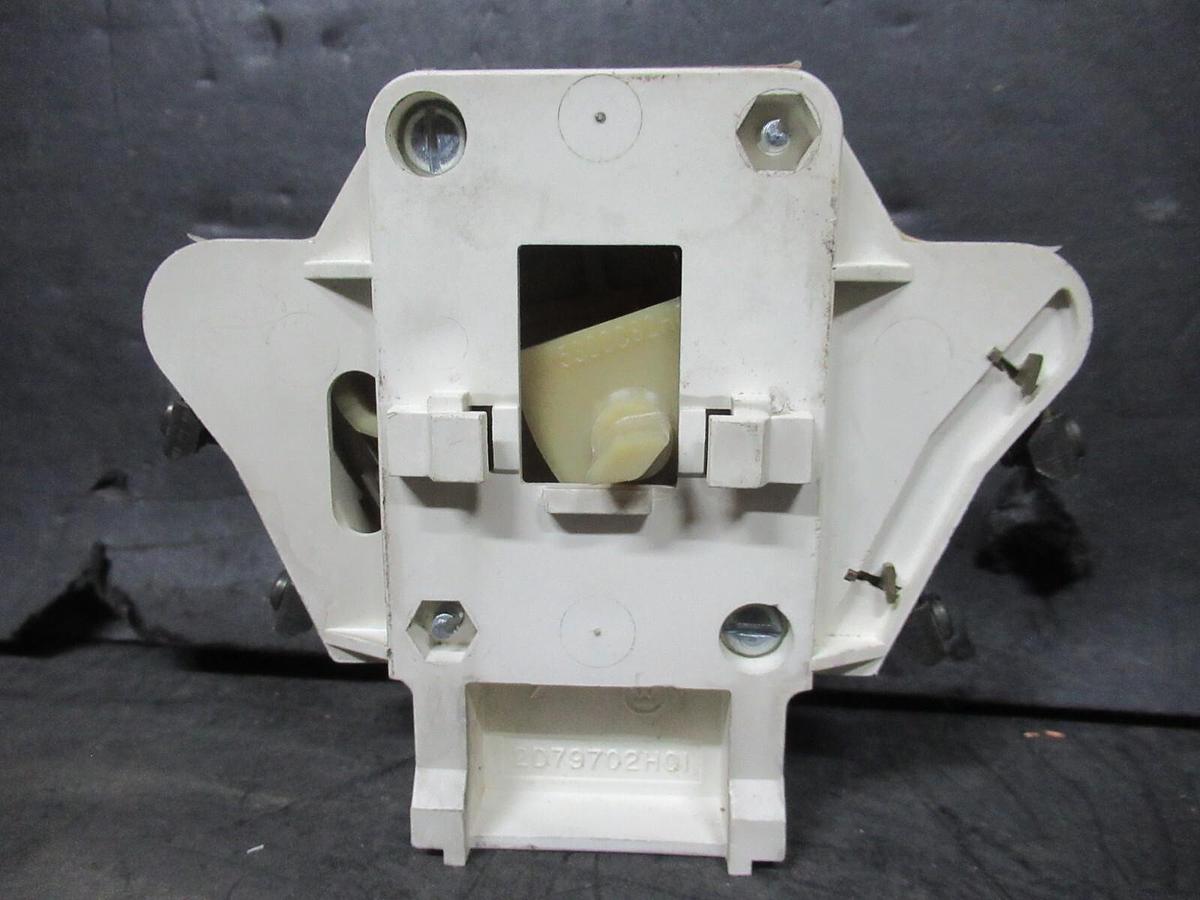 Used CUTLER-HAMMER AUXILIARY CONTACT WM16H STYLE: 1A96651G01 FOR W/K200 SERIES