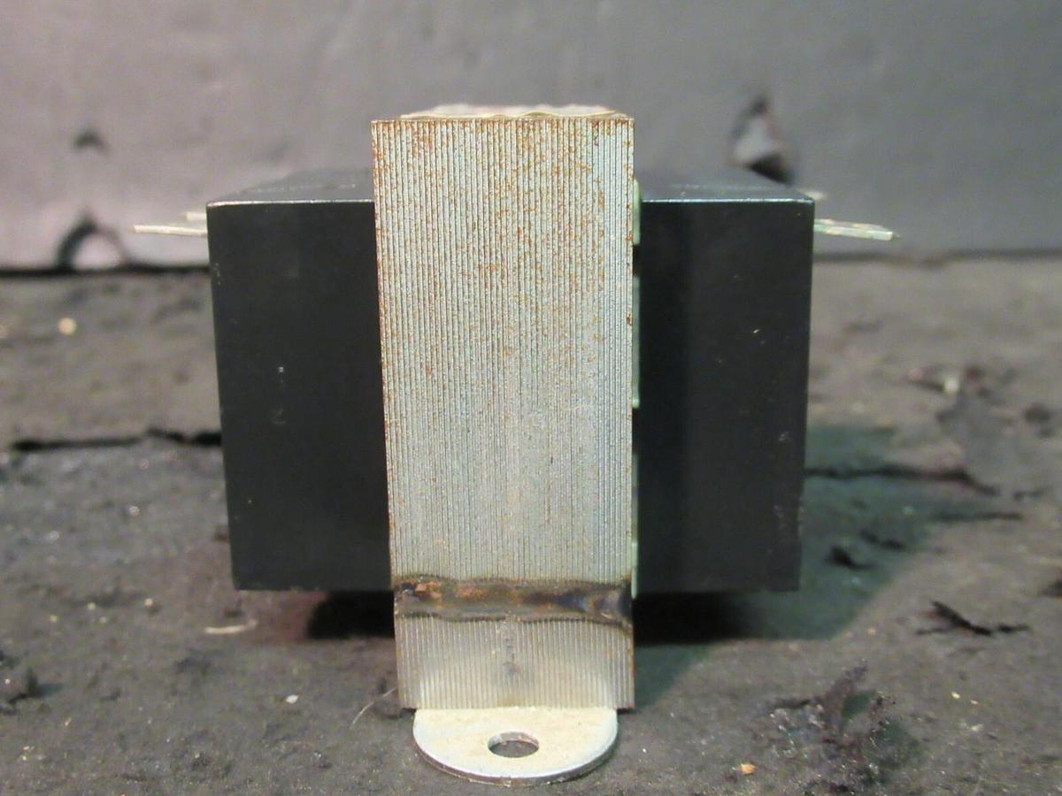 Used 0.04 KVA (40 VA) JARD OPEN CONTROL TRANSFORMER 240 208 120 V TO 24 VAC 44517