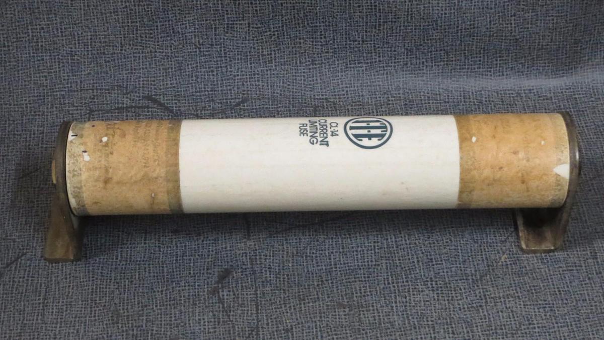 Used ITE CL-14 CURRENT LIMITING FUSE 225-007-947 125E 5.5KV **WARRANTY INCLUDED**