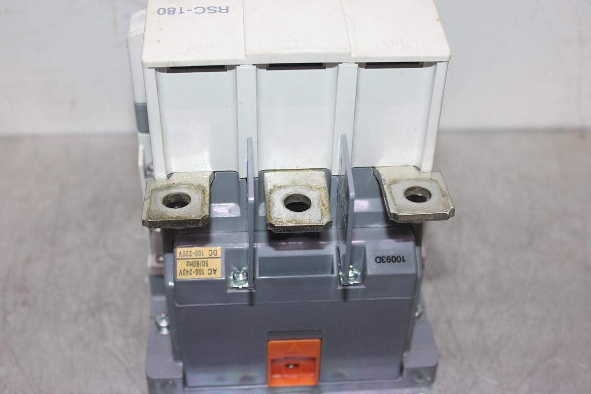 Used FURNAS CONTACTOR 42HF35AA 120 AMP 600 VAC 3-POLE COIL: 120/240V