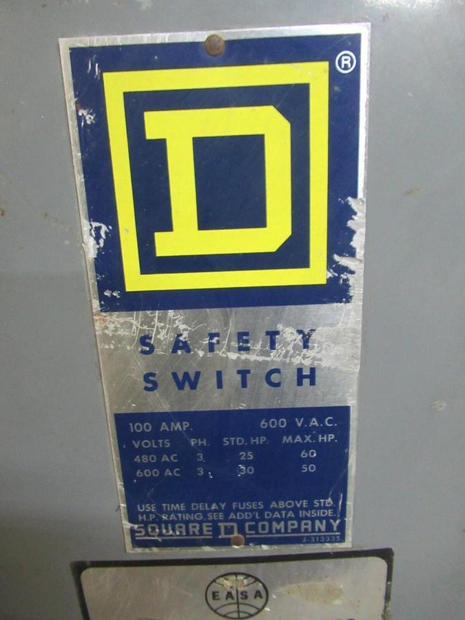 Used SQUARE D SAFETY SWITCH TYPE 1 ENCLOSURE 100 AMP 60 HP 600 VAC 3-POLE