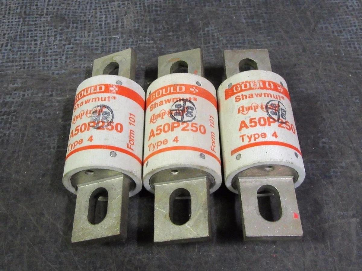 Used *SET OF 3* GOULD SHAWMUT AMPTRAP FUSE 250 AMP 500 VAC MODEL: A50P250