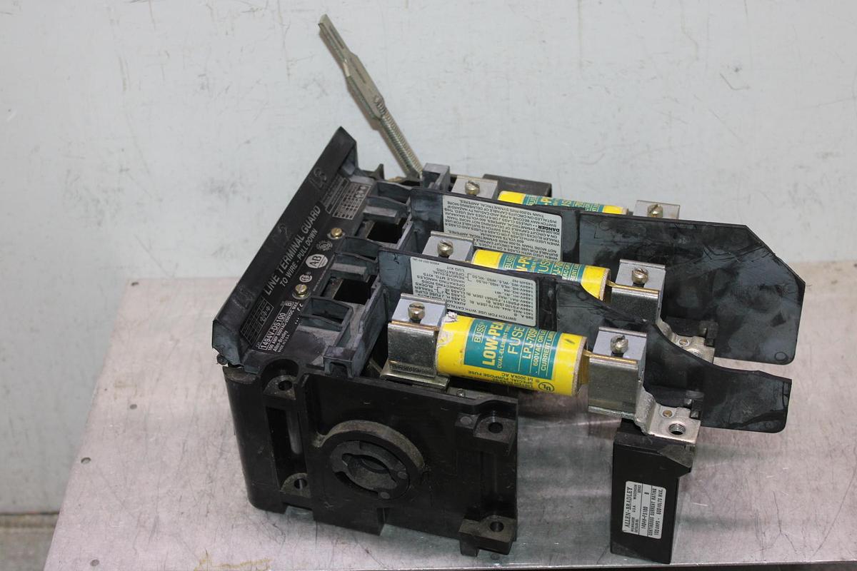 Used EAGLE SIGNAL TIME DELAY RELAY BRE9A6 120 VAC 0-30 MINUTE DELAY