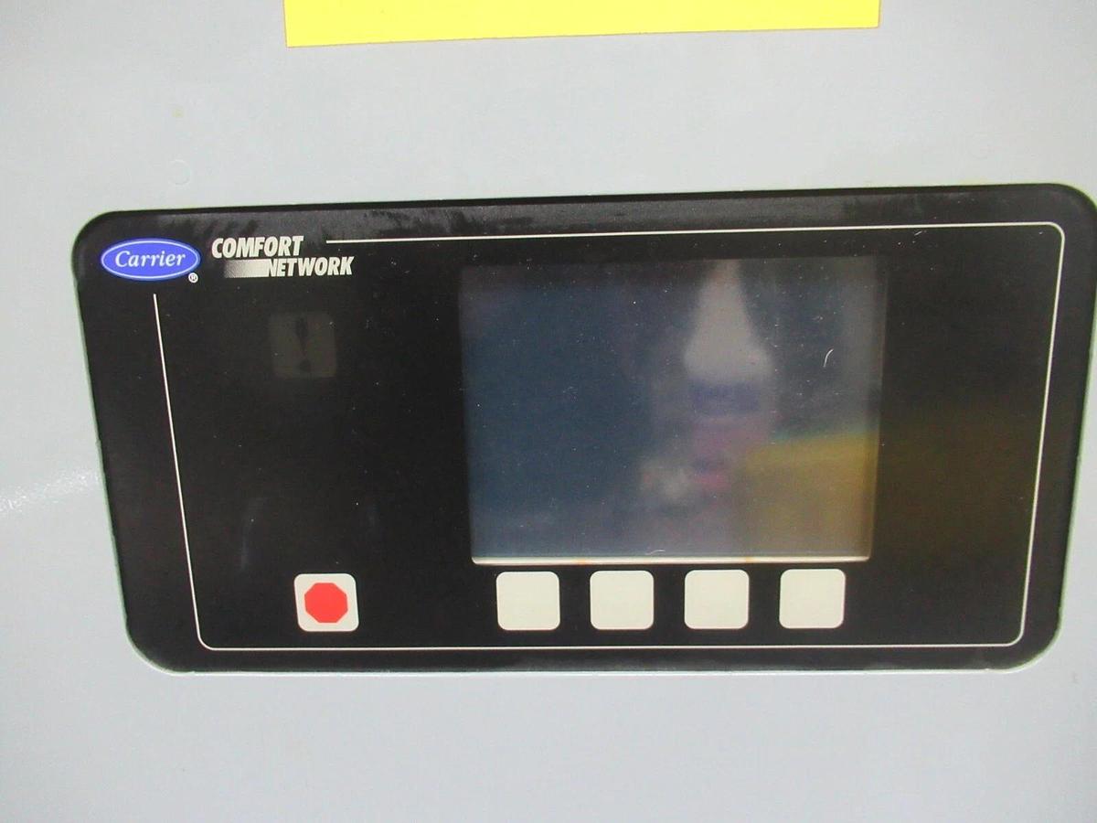 Used CARRIER CHILLER CONTROL INTERFACE PANEL 19XR-7070462DGS68 19XR04031531-19XR