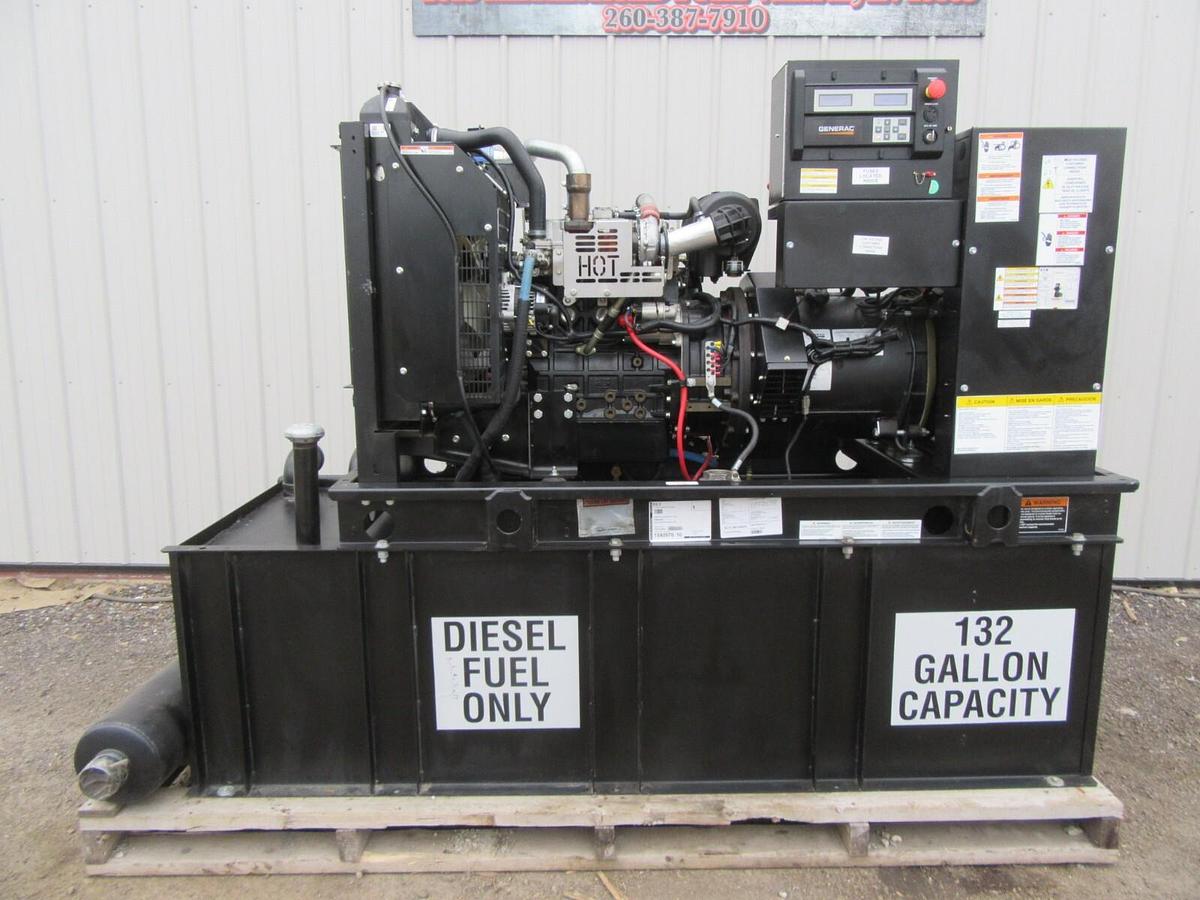 Used 2020 30KW DIESEL GENERATOR GENERAC 120/240 VOLT SINGLE PHASE 75 HR PERKINS 30 KW