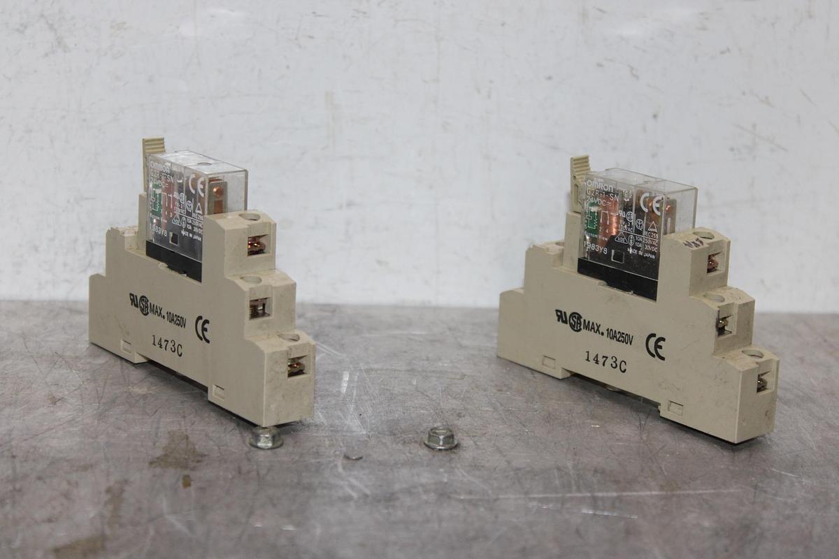 Used LOT OF 3 OMRON RELAYS G2R-1-SN 24 VDC 10 AMP W/ BASE
