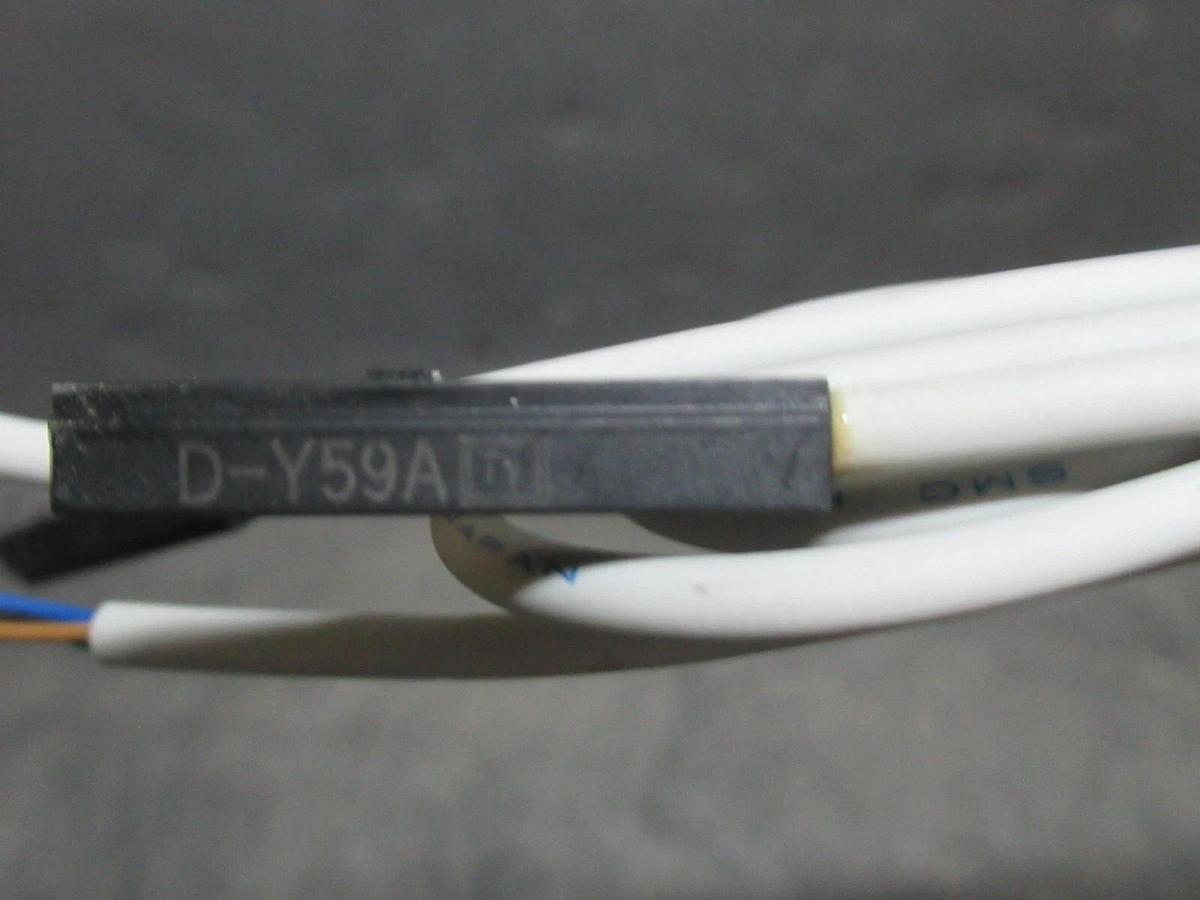 Used LOT OF 2 USED SMC D-Y59A PROXIMITY SWITCH SENSOR **WARRANTY INCLUDED**