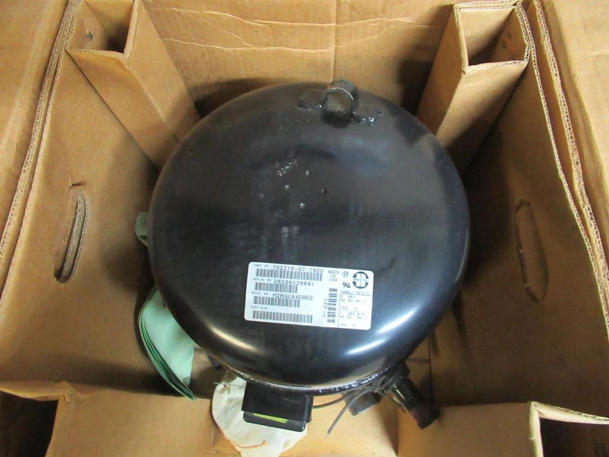 BRISTOL R-22 REFRIGERENT COMPRESSOR H2BG094DBEE 702216-07-1620 3-PHASE 460 VOLT