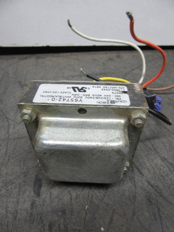 Used JOHNSON CONTROL TRANSFORMER Y65T42-0 PRI: 240 VOLT SEC: 24 VOLT @ 40 VA