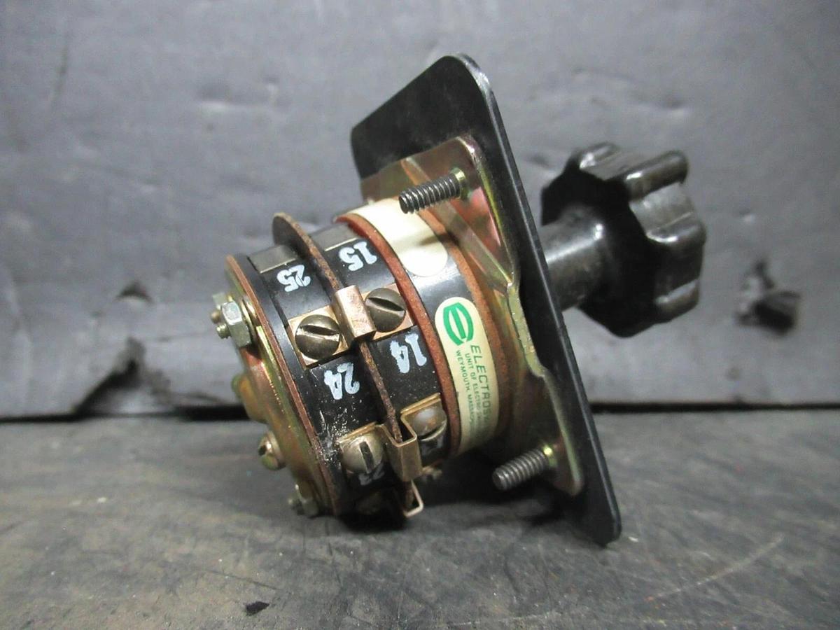 Used ELECTROSWITCH SERIES 31 CONTROL SWITCH 3109C 3-PHASE 125-600 VAC 10-3 AMP