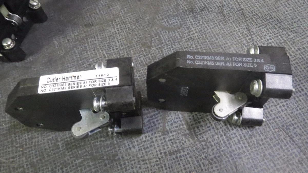 Used (1) CUTLER HAMMER OEM MECHANICAL INTERLOCK FOR SIZE 3, 4, 5 # C321KM3 # C321KM5