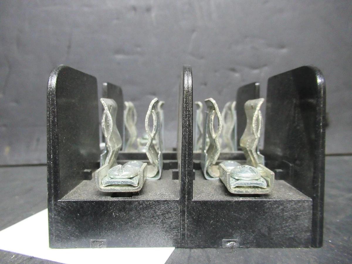 Used GOULD SHAWMUT FUSE BLOCK 60327J 600 VOLT 30 AMP CLASS J FUSES 2-POLE