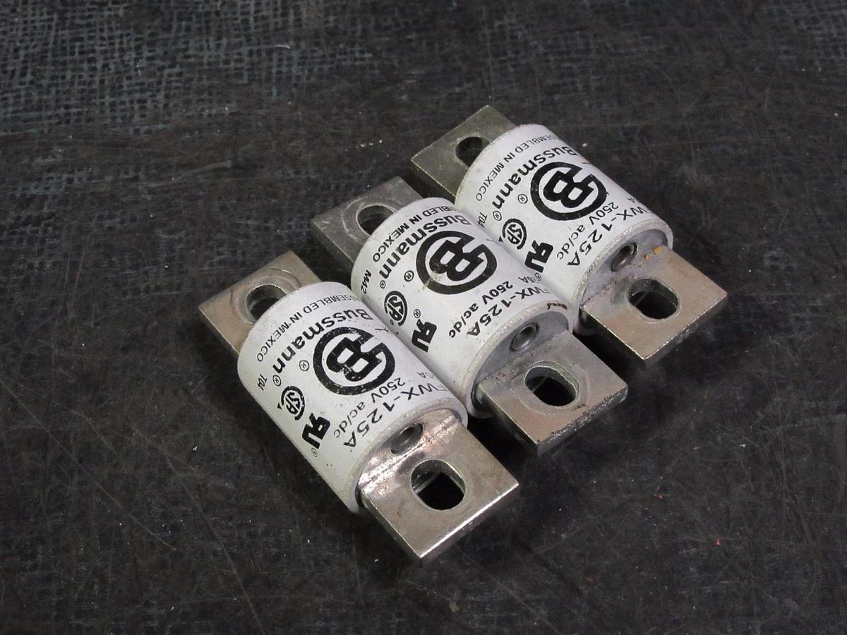 Used *SET OF 3* BUSSMANN SEMICONDUCTOR FUSE 125 AMP 250 VAC / VDC MODEL: FWX-125A