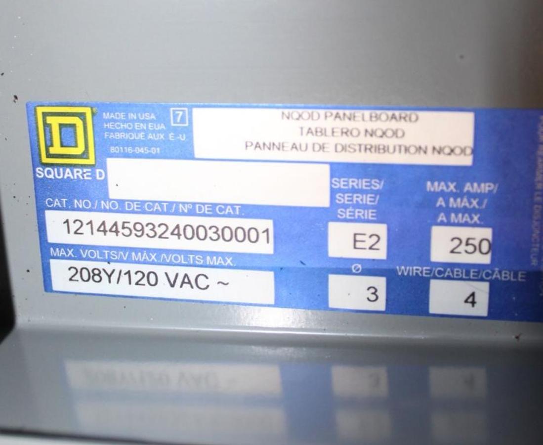 Used SQUARE D TYPE 1 NQOD MAIN SERVICE PANEL 12144593240030001 250 AMP 30-SLOT 208V