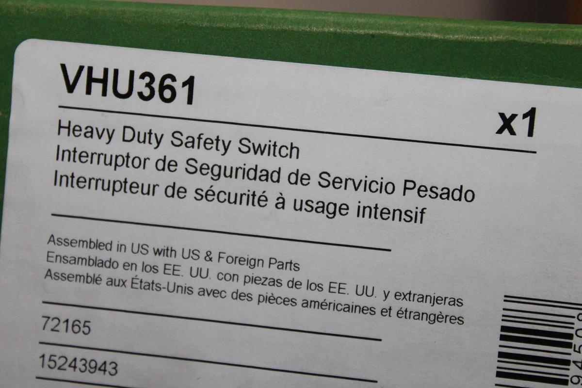 NIB SQUARE D VISIPACT HEAVY DUTY SAFETY SWITCH VHU361 30 AMP 600 VAC TYPE 1