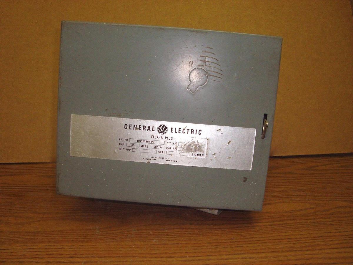 Used GE 30 Amp 600 Volt BUSWAY SWITCH FLEX A PLUG BUS 15HP 3 Poles CAT# DFPHA361FVK