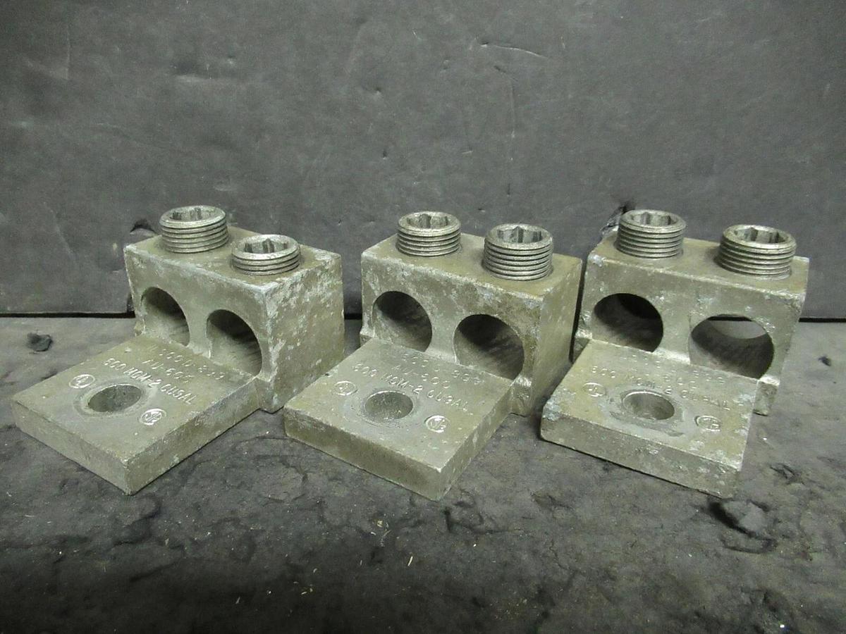 Used (3) QTY ILSCO D-899 2 (DOUBLE) BARREL MECHANICAL CONNECTOR LUG TAPS 600MCM - 2