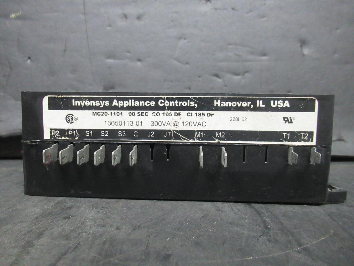 Used INVENSYS GARD PAK III MC-20-1101 X13650113-01 300 VA @ 120 VAC