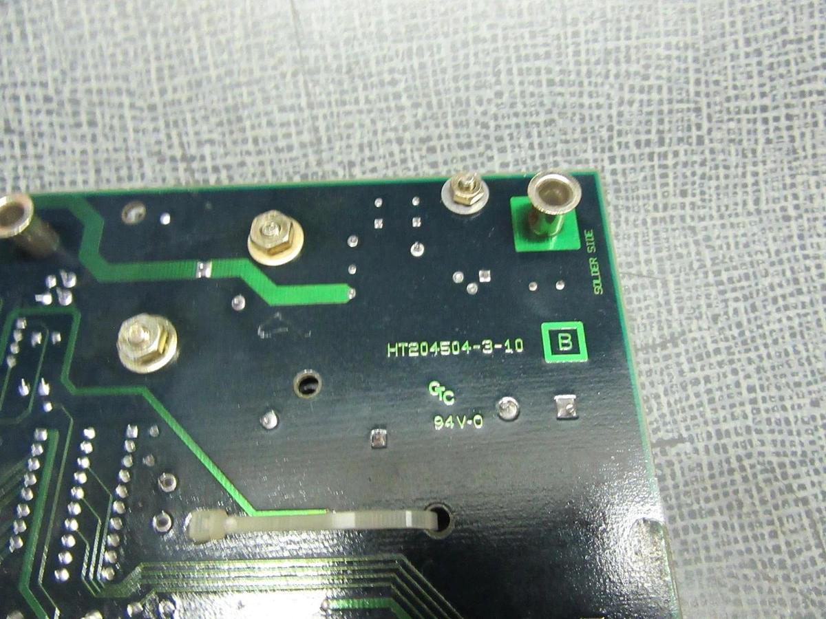 Used CARRIER INPUT / OUTPUT CONTROL BOARD HK35EZ001 HT204504-3A **WARRANTY INCLUDED**
