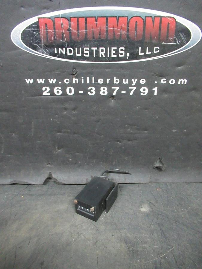 Used EATON DURANT TIME ELAPSED COUNTER 6-Y-41623-410-SEU HK28ZZ115A 120 VAC 5 VA