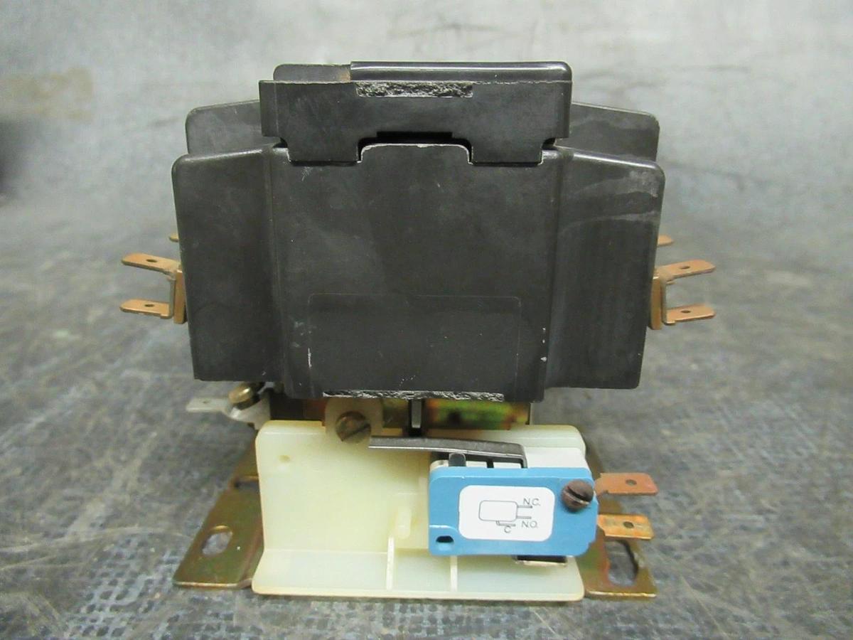 Used FURNAS DEFINITE PURPOSE CONTROLLER 42DE35AF262GT 600V 63A 110V/120V COIL SER C