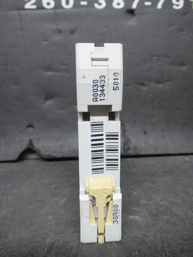 Used MERLIN GERIN SINGLE POLE BREAKER 24433 MULTI 9 C60N 13A-TYPE C 277 VAC