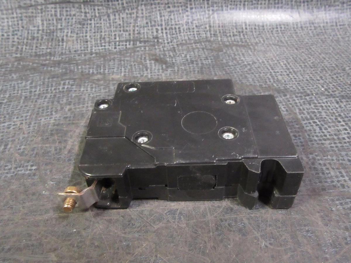 Used SQUARE D CIRCUIT BREAKER EHB14020 SINGLE POLE 20 AMP 277 VAC **WARRANTY**