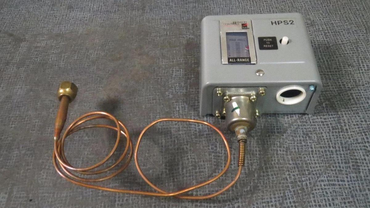 JOHNSON CONTROLS PENN PRESSURE SWITCH P70KA-1 277 VOLT 16 AMP 125 VA *WARRANTY*