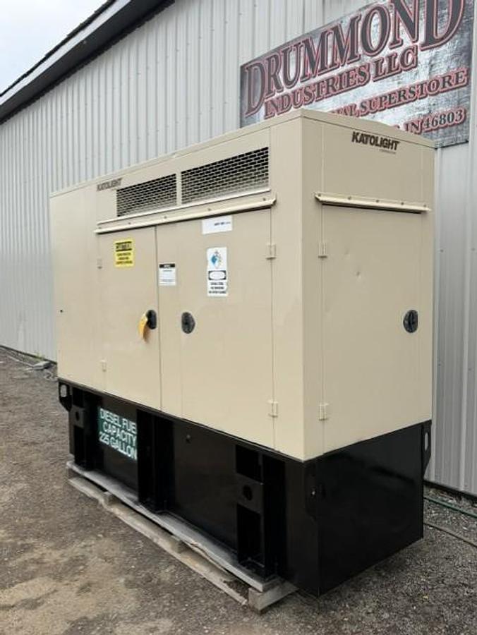 Used 60 KW DIESEL GENERATOR KATOLIGHT 120/240V RE-CONNECTABLE SOUND ENCLOSED 593 HRS