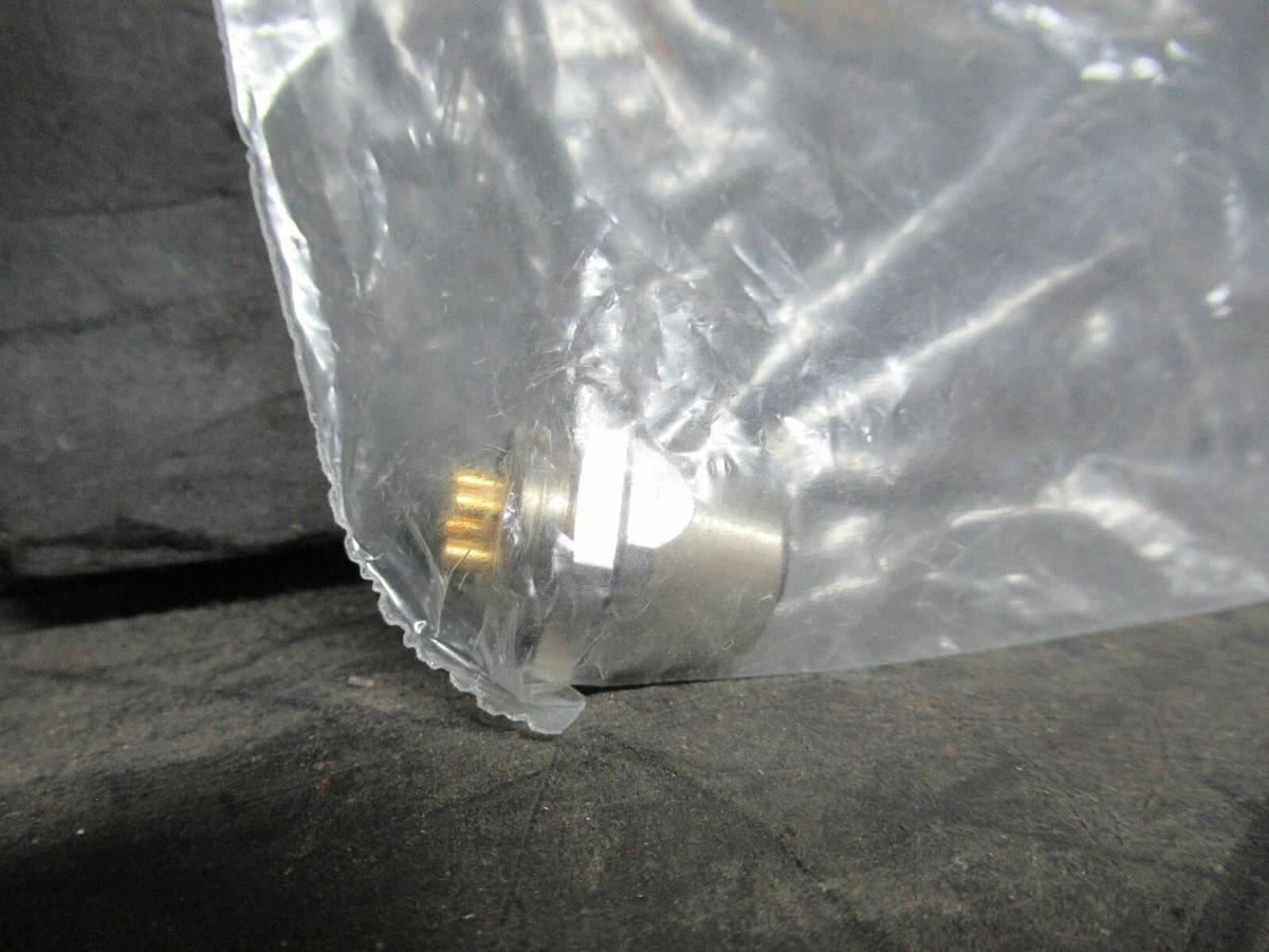 NEW IN BAG TURCK SINGLE ENDED RECEPTICLE MULTI-PIN FK-4.4 U9509 250 VOLT 4 AMP