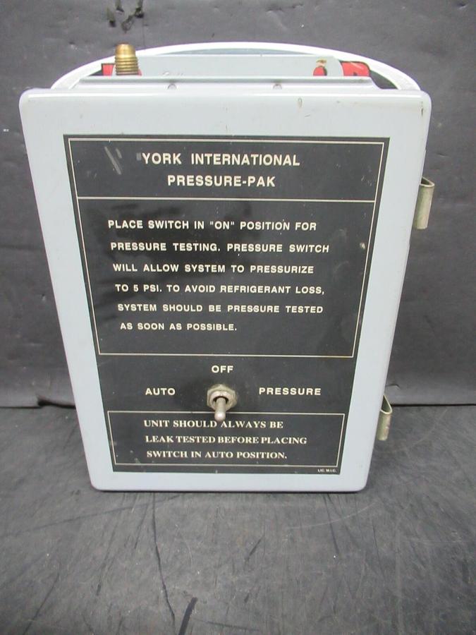 Used YORK PRESSURE-PAK SWITCH ENCLOSURE: A-806CHQR NEMA 12/13 5 PSI **WARRANTY**